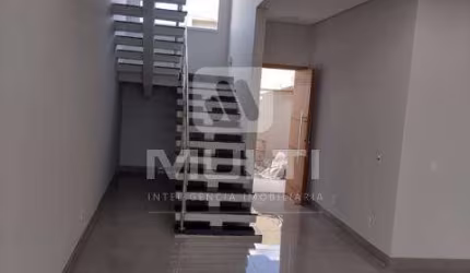 Casa com 3 quartos à venda no Aclimação, Uberlândia  por R$ 1.400.000