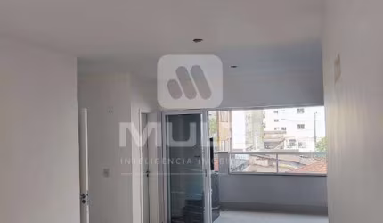 Apartamento com 3 quartos à venda em Saraiva, Uberlândia  por R$ 675.000