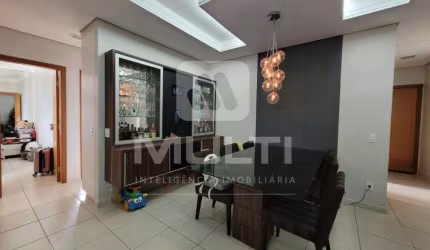 Apartamento com 3 quartos à venda no Jardim Finotti, Uberlândia  por R$ 650.000