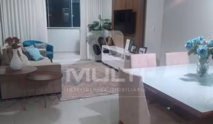 Apartamento com 3 quartos à venda no Santa Mônica, Uberlândia  por R$ 605.000