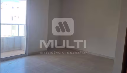 Apartamento com 3 quartos à venda em Saraiva, Uberlândia  por R$ 525.000