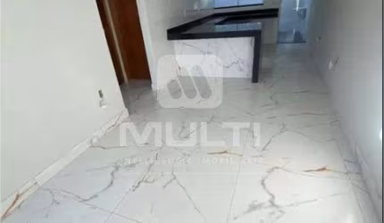 Casa com 2 quartos à venda no Jardim Brasília, Uberlândia  por R$ 285.000