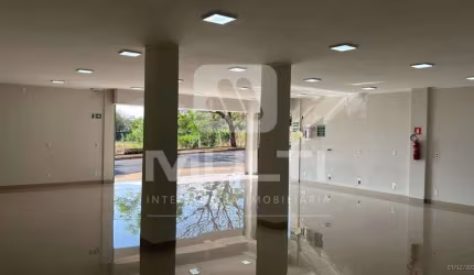 Ponto comercial à venda no Santa Luzia, Uberlândia  por R$ 1.600.000