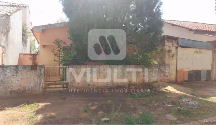 Terreno comercial à venda no Jaraguá, Uberlândia  por R$ 360.000