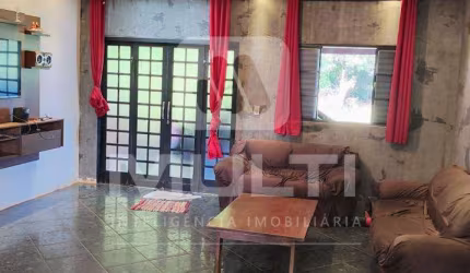 Chácara / sítio com 4 quartos à venda na Cidade Jardim, Uberlândia  por R$ 1.200.000