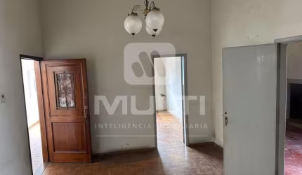 Casa comercial à venda no Centro, Uberlândia  por R$ 1.000.000
