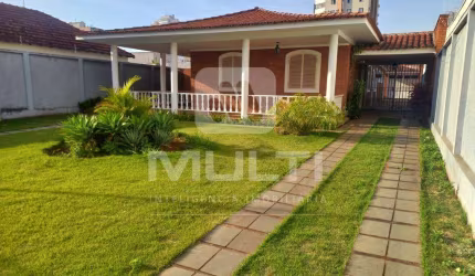 Casa comercial à venda no Martins, Uberlândia  por R$ 2.450.000