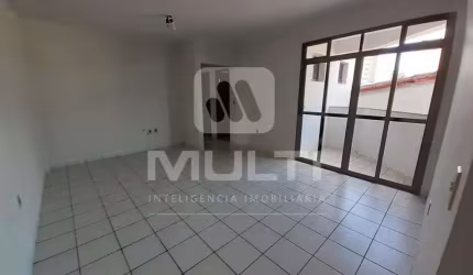 Apartamento com 2 quartos à venda no Santa Maria, Uberlândia  por R$ 315.000