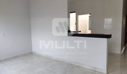 Casa com 2 quartos à venda no Jardim Ipanema I, Uberlândia  por R$ 265.000
