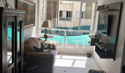 Apartamento com 2 quartos à venda no Centro, Uberlândia  por R$ 235.000