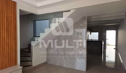 Casa com 3 quartos à venda no Aclimação, Uberlândia  por R$ 570.000