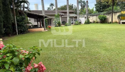 Casa com 3 quartos à venda no Copacabana, Uberlândia  por R$ 2.950.000