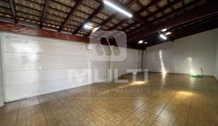 Casa com 3 quartos à venda no Jardim Brasília, Uberlândia  por R$ 490.000