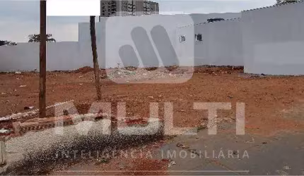 Ponto comercial à venda no Martins, Uberlândia  por R$ 870.000