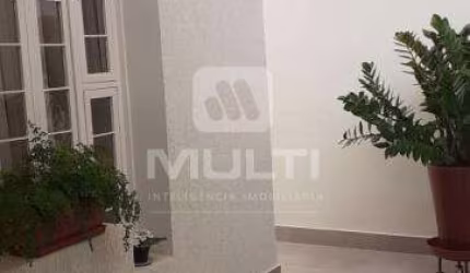 Casa com 3 quartos à venda no Osvaldo Rezende, Uberlândia  por R$ 950.000