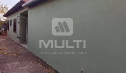 Casa com 3 quartos à venda no Jardim Holanda, Uberlândia  por R$ 280.000