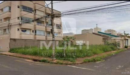Terreno comercial à venda no Santa Mônica, Uberlândia  por R$ 430.000