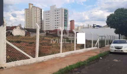 Terreno comercial à venda no Martins, Uberlândia  por R$ 3.600.000
