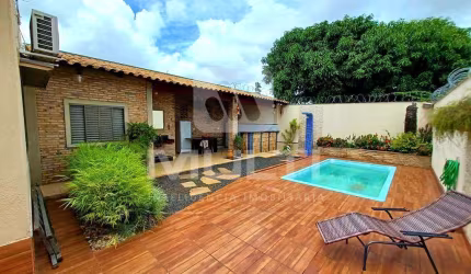 Casa com 1 quarto à venda no Presidente Roosevelt, Uberlândia  por R$ 750.000