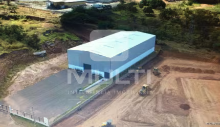 Barracão / Galpão / Depósito à venda no Distrito Industrial, Uberlândia  por R$ 5.500.000