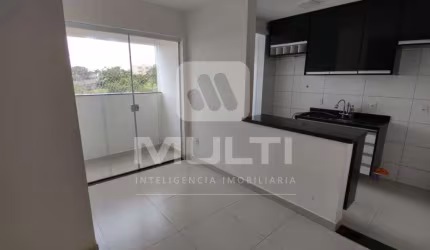 Apartamento com 3 quartos à venda no Aclimação, Uberlândia  por R$ 300.000