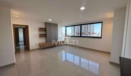 Apartamento com 3 quartos para alugar no Jardim Karaíba, Uberlândia  por R$ 6.600