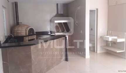 Casa em condomínio fechado com 4 quartos para alugar no Gávea Hill, Uberlândia  por R$ 18.000