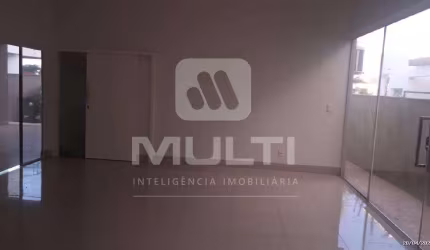 Casa em condomínio fechado com 3 quartos à venda no Jardins Barcelona, Uberlândia  por R$ 2.800.000