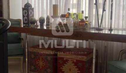 Cobertura com 3 quartos à venda no Centro, Uberlândia  por R$ 4.000.000
