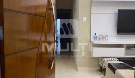 Casa com 3 quartos para alugar no Presidente Roosevelt, Uberlândia  por R$ 3.800