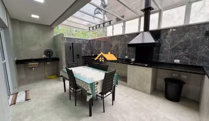 CASA EM CONDOMÍNIO NA PRAIA DE JUQUEHY