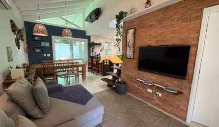 CASA EM CONDOMÍNIO NA PRAIA DE CAMBURIZINHO