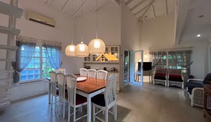 CASA EM CONDOMÍNIO NA PRAIA DE CAMBURIZINHO