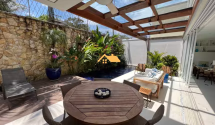 CASA FRENTE AO MAR NA PRAIA DE JUQUEHY