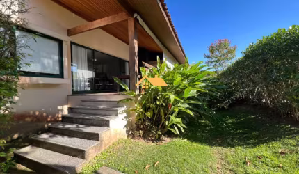 CASA EM CONDOMINIO NA PRAIA DE BARRA DO UNA