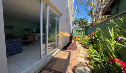 CASA EM CONDOMINIO NA PRAIA DE BARRA DO UNA