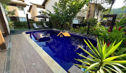 CASA EM CONDOMÍNIO NA PRAIA DE JUQUEHY