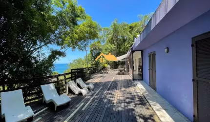 CASA EM CONDOMÍNIO NA PRAIA DE BARRA DO SAHY