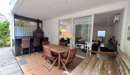 CASA EM CONDOMÍNIO NA PRAIA DE JUQUEHY