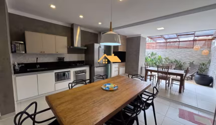 CASA EM CONDOMÍNIO NA PRAIA DE JUQUEHY