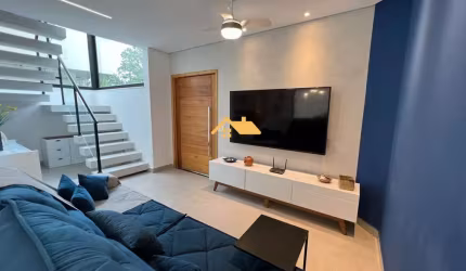 Casa em Condomínio de Alto Padrão em Boiçucanga, São Sebastião-SP: 3 quartos, 3 suítes, 2 salas, 3 banheiros, 2 vagas, 120m². Venda ou Locação!