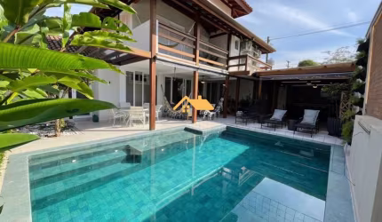 CASA  FRENTE AO NA PRAIA DE CAMBURIZINHO