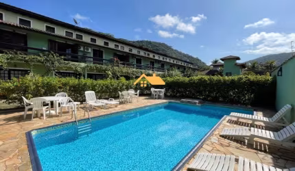 CASA EM CONDOMÍNIO NA PRAIA DE JUQUEHY
