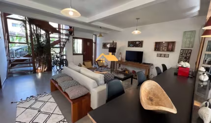 CASA EM CONDOMÍNIO NA PRAIA DE JUQUEHY