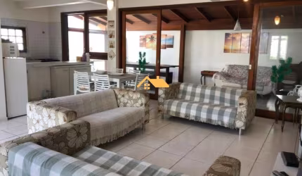 CASA EM CONDOMÍNIO NA PRAIA DE JUQUEHY