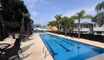 Casa no condominio Vila marae Maresias, São Sebastião-SP: 4 quartos, 1 suíte, 3 salas, 3 banheiros, 3 vagas, 151m².