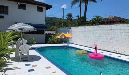 CASA NA PRAIA DE JUQUEHY A VENDA