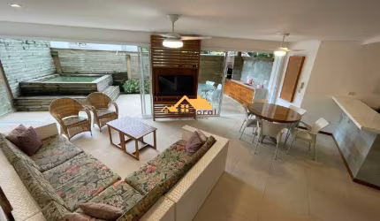Casa em condomínio em Juquehy, São Sebastião-SP: 4 quartos, 4 suítes, 2 salas, 4 banheiros, 3 vagas, 173m².