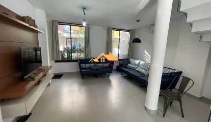 Casa em condomínio  à venda em Camburi, São Sebastião-SP: 5 quartos, 3 suítes, 2 salas, 4 banheiros, 2 vagas de garagem, 178m².