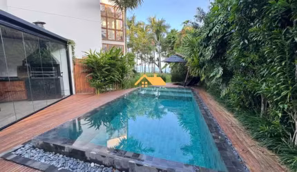 Luxuosa Casa em Condomínio à Venda em Barra do Sahy, São Sebastião-SP: 4 Quartos, 4 Suítes, 3 Salas, 4 Banheiros, 3 Vagas, 330m².